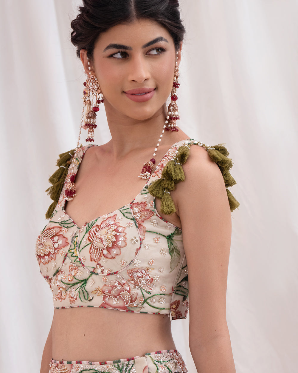 CHANDANI PHOOL LEHENGA
