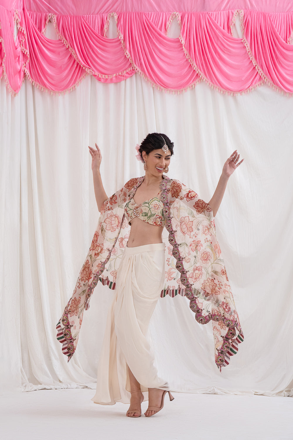 CHANDANI ADA CAPE SET