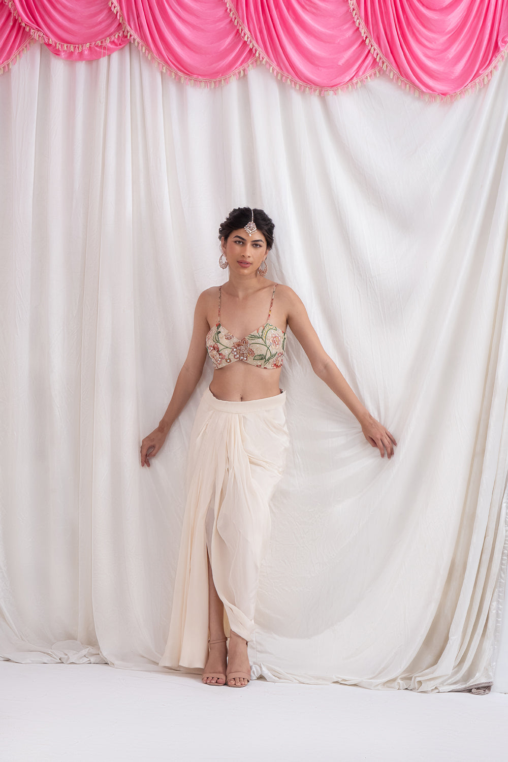 CHANDANI ADA CAPE SET