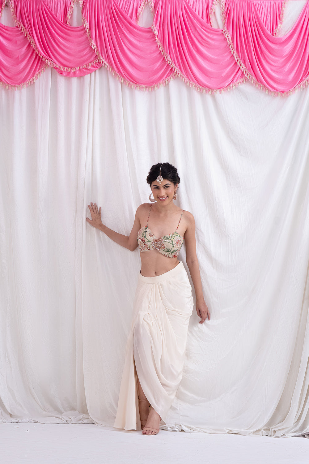 CHANDANI ADA CAPE SET