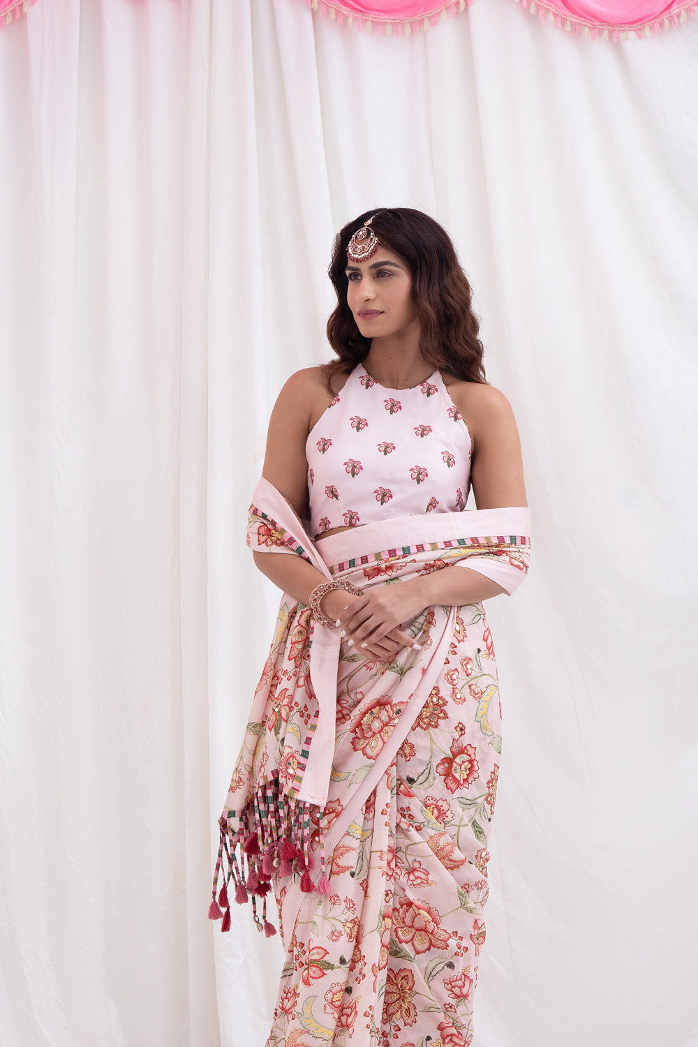 GULABI ZHALAR SAREE SET