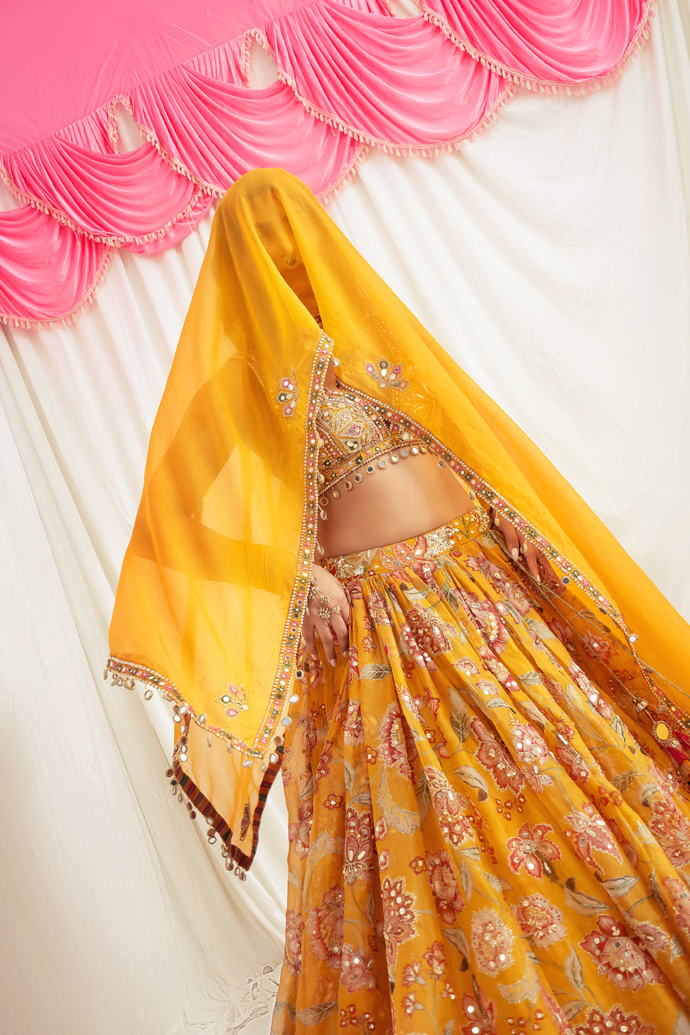 SUNEHRI RANG LEHENGA