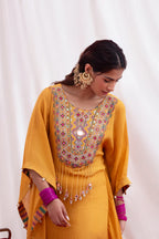 SUNEHRI SAVERA KAFTAN