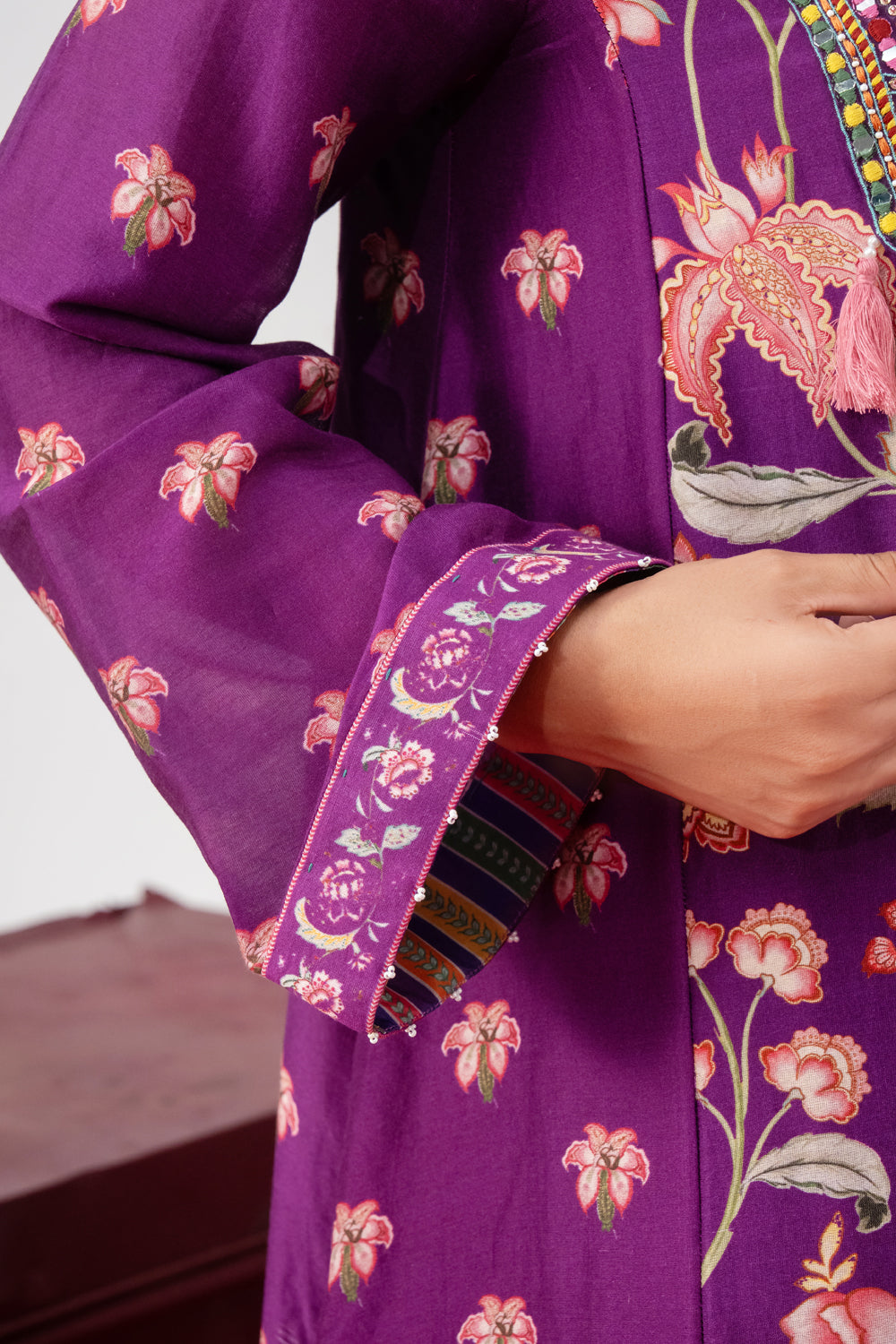 JAMUNI RANGREZ SUIT SET