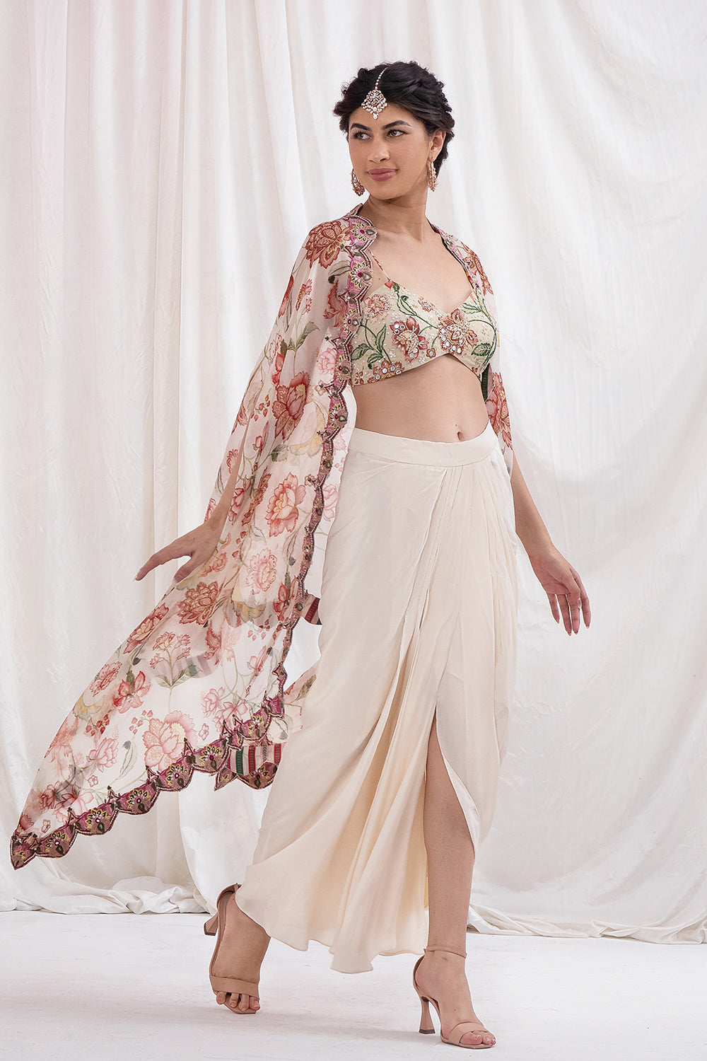 CHANDANI ADA CAPE SET